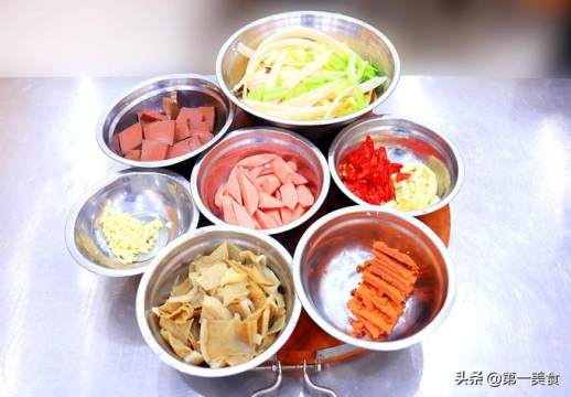  Sichuan Delicacies
