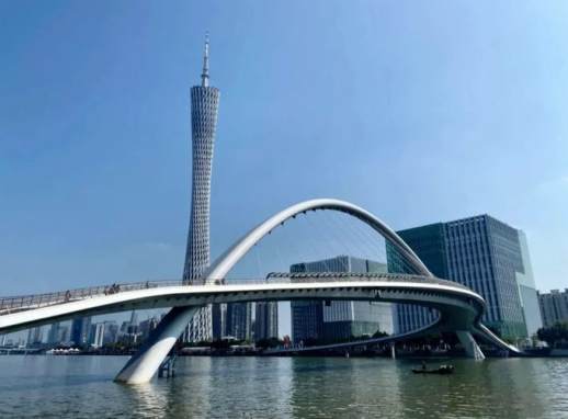 海心桥：城市心脉与珠江风光的交汇