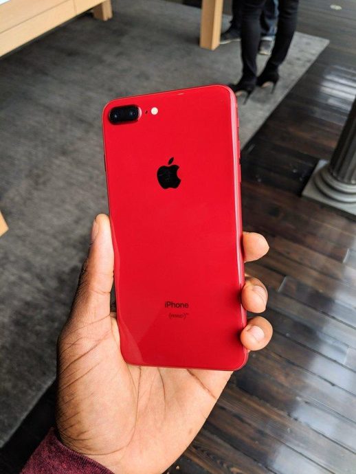 苹果8p红色版图片
